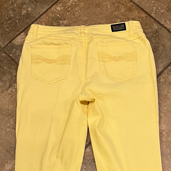 Earl Jean Yellow Straight Fit Jeans - Picture 9 of 16